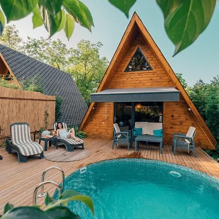 Koey Bungalov *